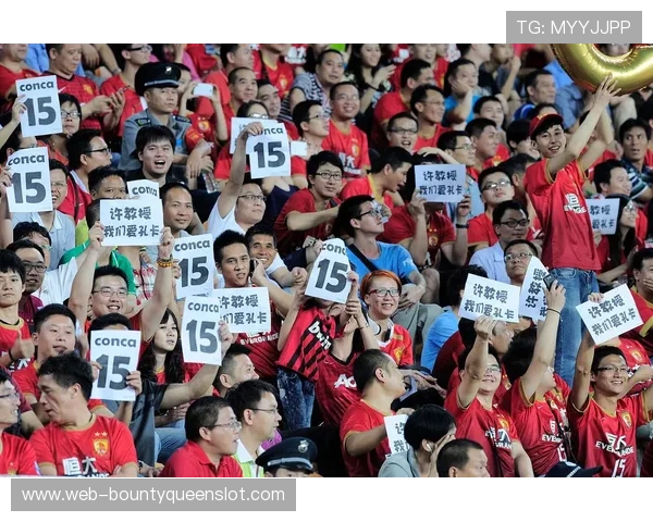 马赛主帅赛前发布会迟到，因交通拥堵引发媒体猜测